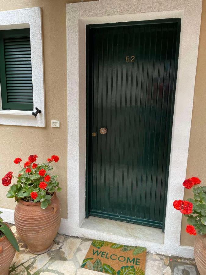 Sea View Maisonette Glyfada Beach Bagian luar foto